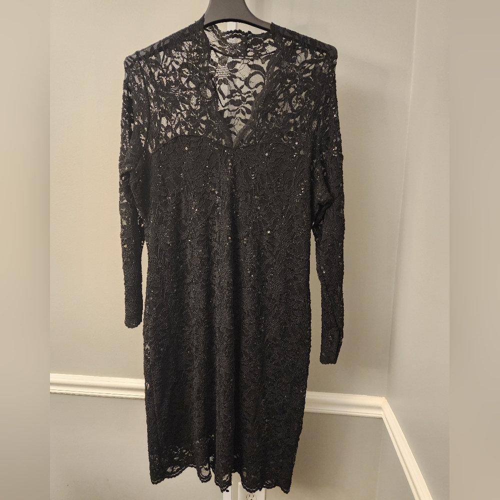Black lace dress... with a little sparkle